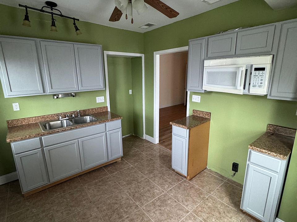 1st image of 302-304 S Irving Ave #302-1