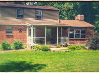 33 Tiger Rd, Hopewell Junction, NY 12533