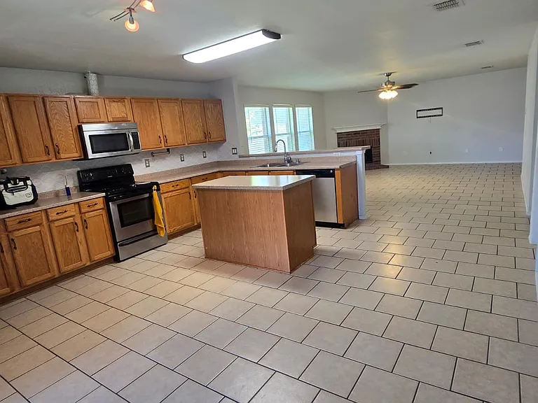 2837 Terrace Dr — Photo 11