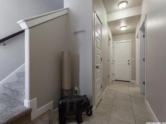 3rd image of 3774 W Periwinkle Dr