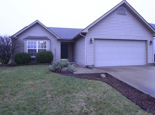 10527 Sedgegrass Dr, Indianapolis, IN 46235