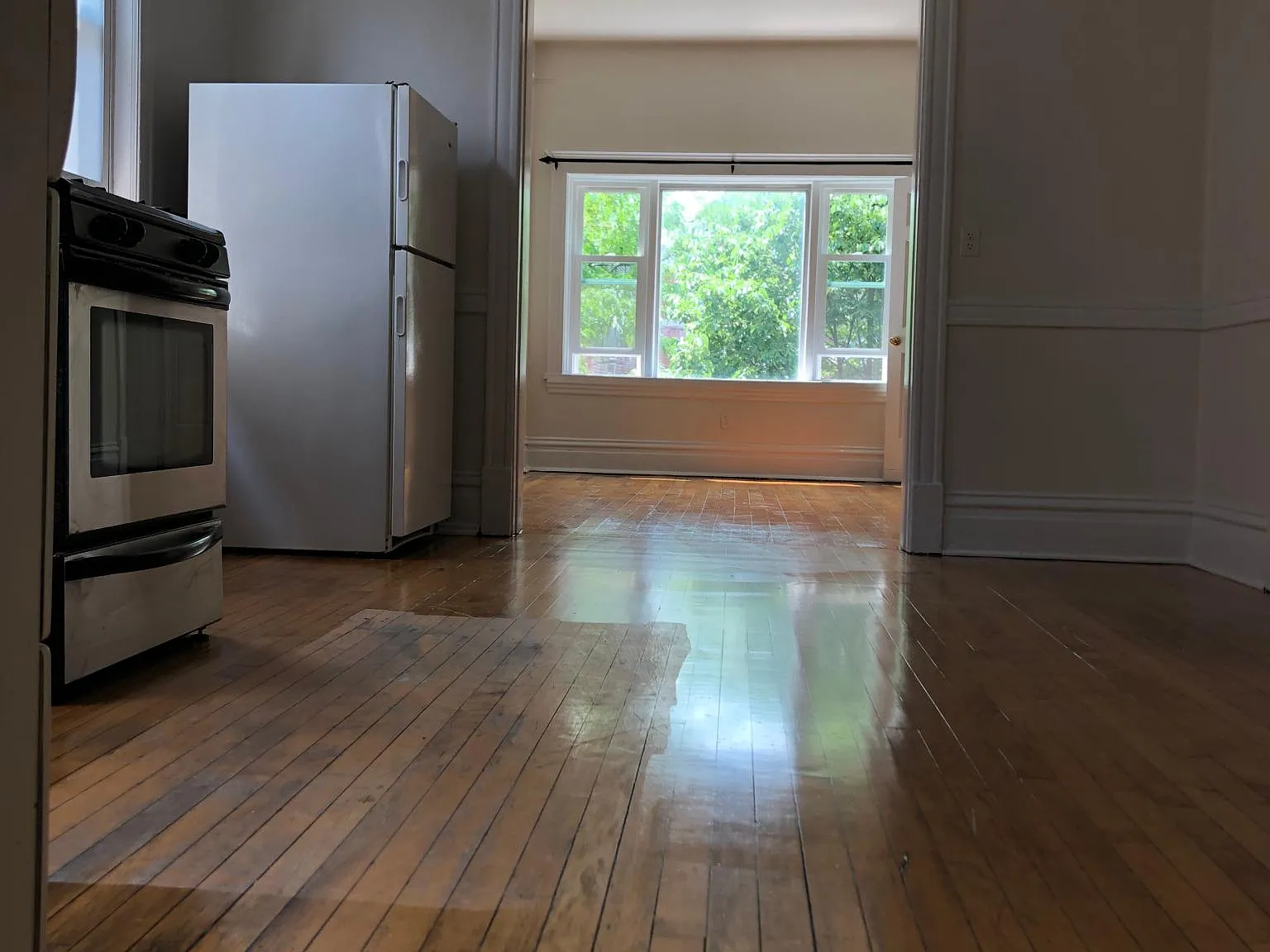 1420 W Superior St — Photo 2