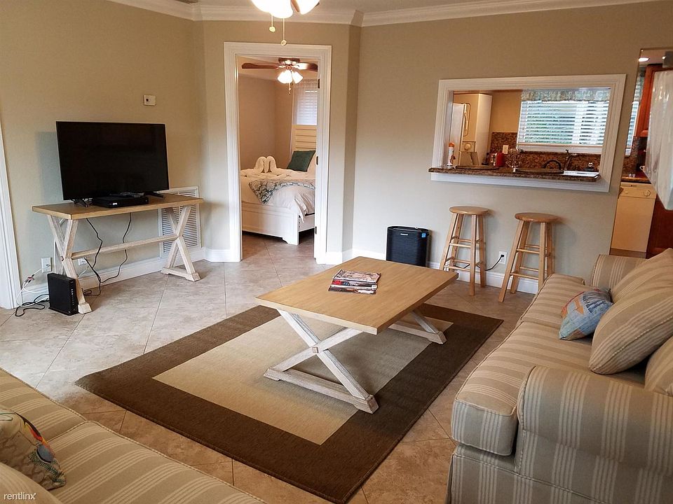 1st image of 45 SE 7th Ave #1