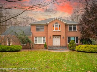 104 Leah Ct, Freehold, NJ 07728