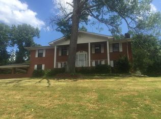 9202 River Oaks Rd, Harrison, TN 37341