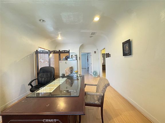 4th image of 660 E Mission Blvd