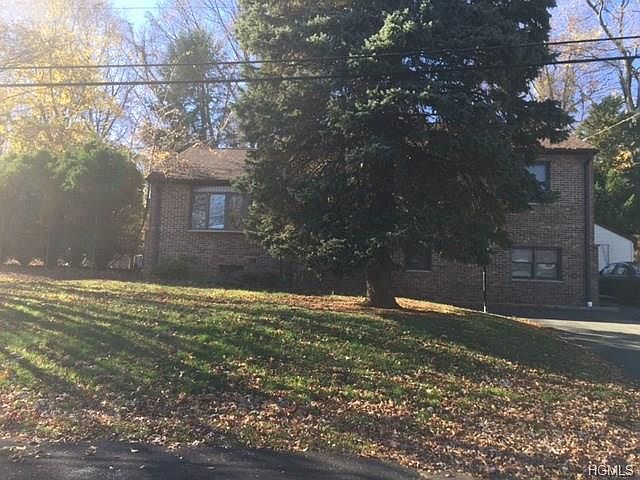 2nd image of 135 Jay St