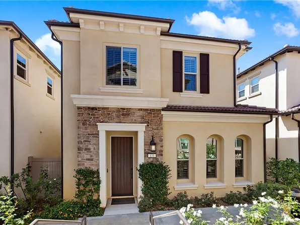 131 Primrose Dr, Lake Forest, CA 92610