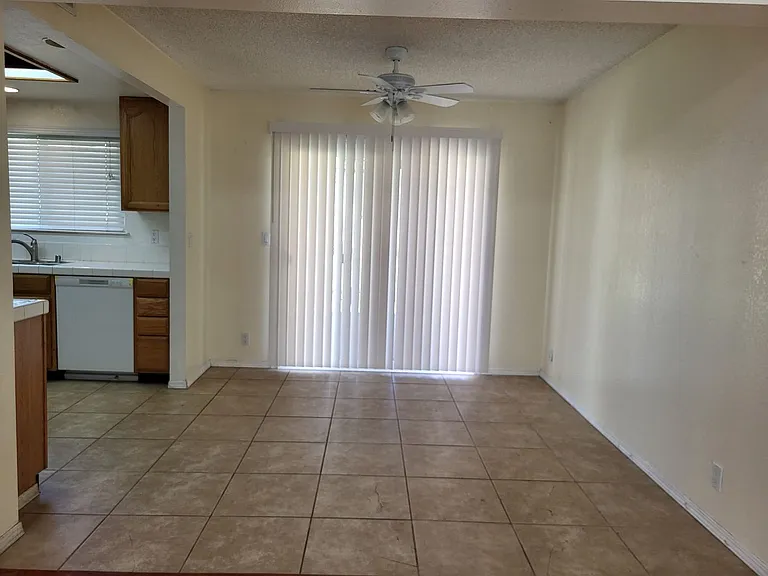 125 Serpentine Dr — Photo 7