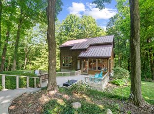 928 Curtis Rd, Quincy, MI 49082