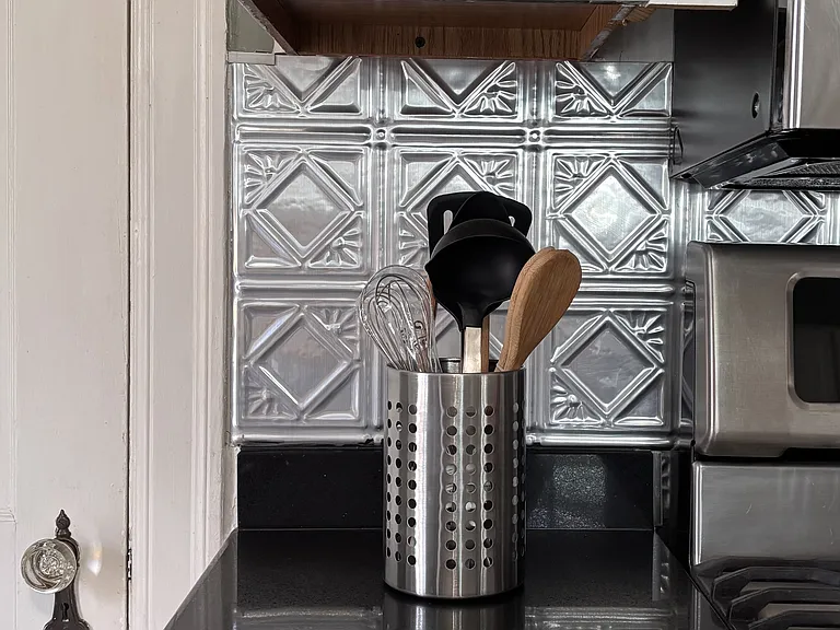Kitchen utensils, pots, pans, bakeware, etc