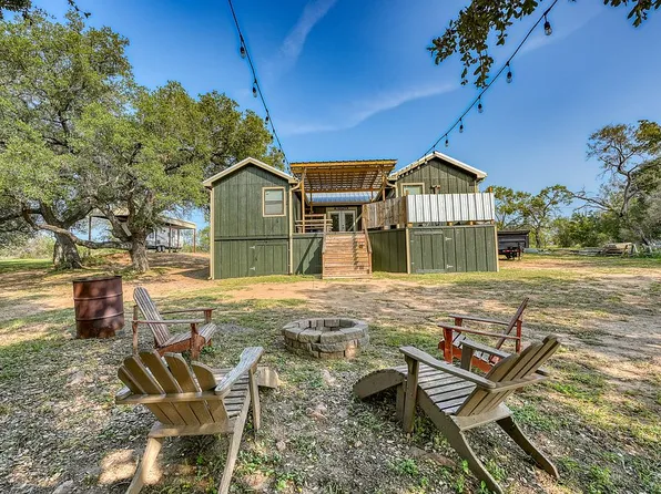 111 W Indian Bend Rd, Llano, TX 78643
