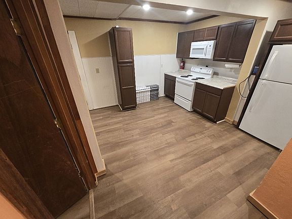 5th image of 3255 N Mars Ave #3