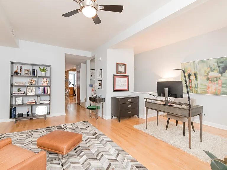 2200 N Leavitt St #3 — Photo 3