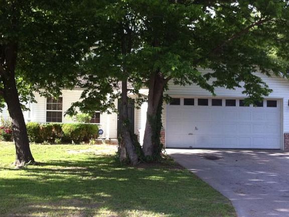 4th image of 810 W 23rd St N