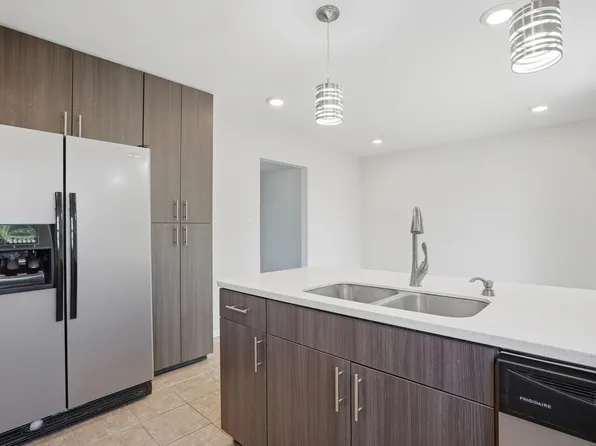 405 Brewer Dr #B, Columbia, MO 65203