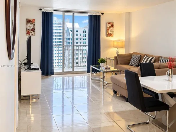 1200 Brickell Bay Dr, Miami, FL