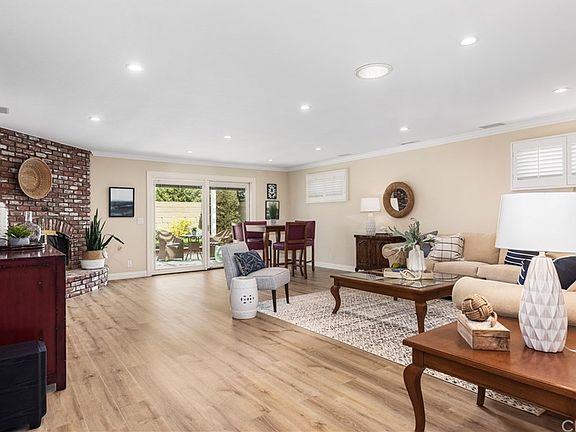 2nd image of 4565 Ironwood Ave
