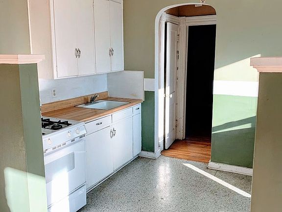 4th image of 417 E Orange St APT 1