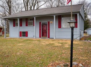 11 Linda Ln, Normal, IL 61761