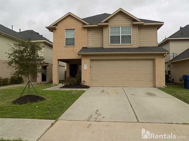 1st image of 866 Sun Prairie Dr