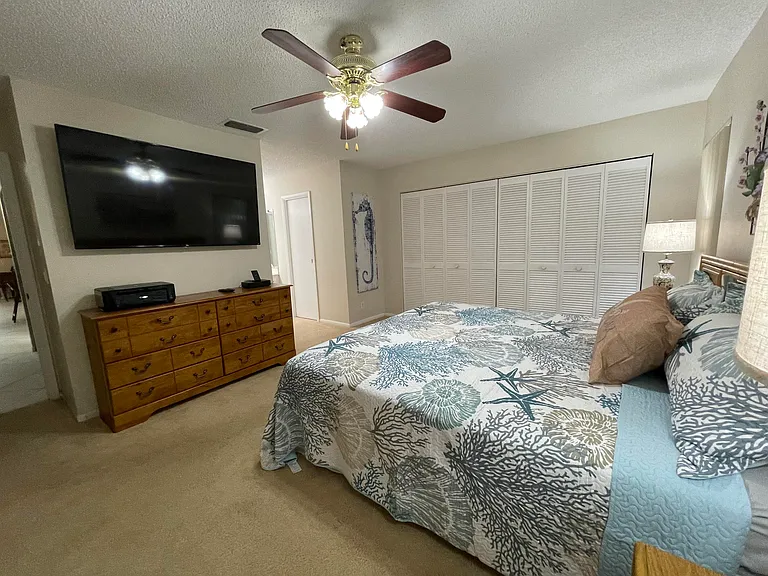 354 SW 28th Ave — Photo 18