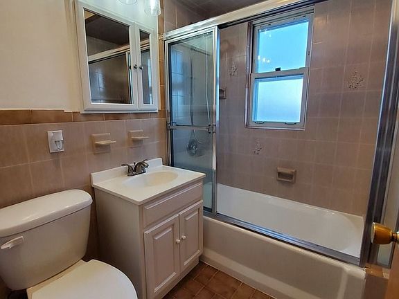 5th image of 100-15 Ascan Ave #2