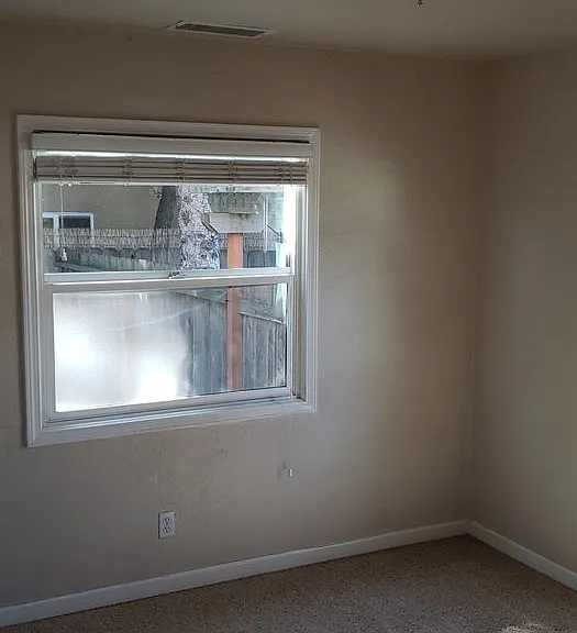 926 Louisa Ct — Photo 14
