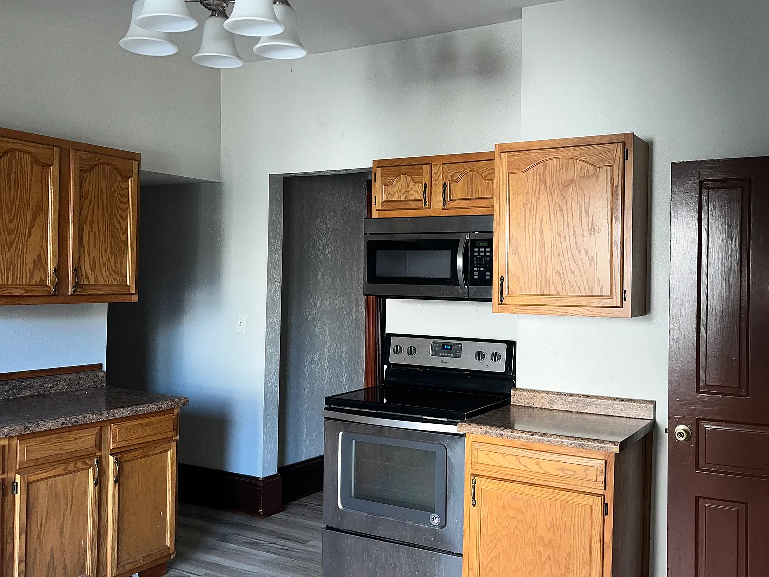 2 bed, 1000 sqft, $1,200 — Photo 3
