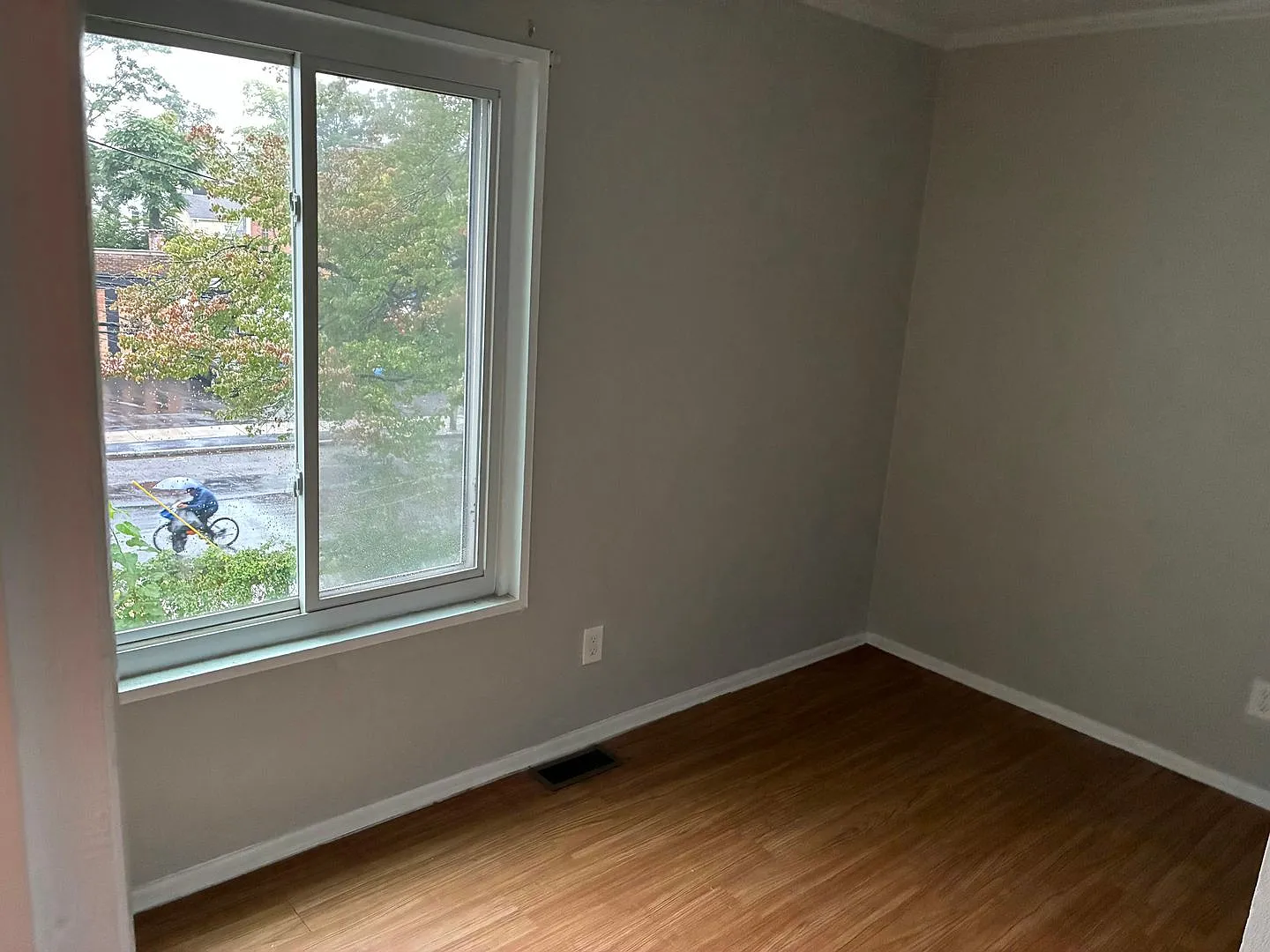 182 Westland Street — Photo 2