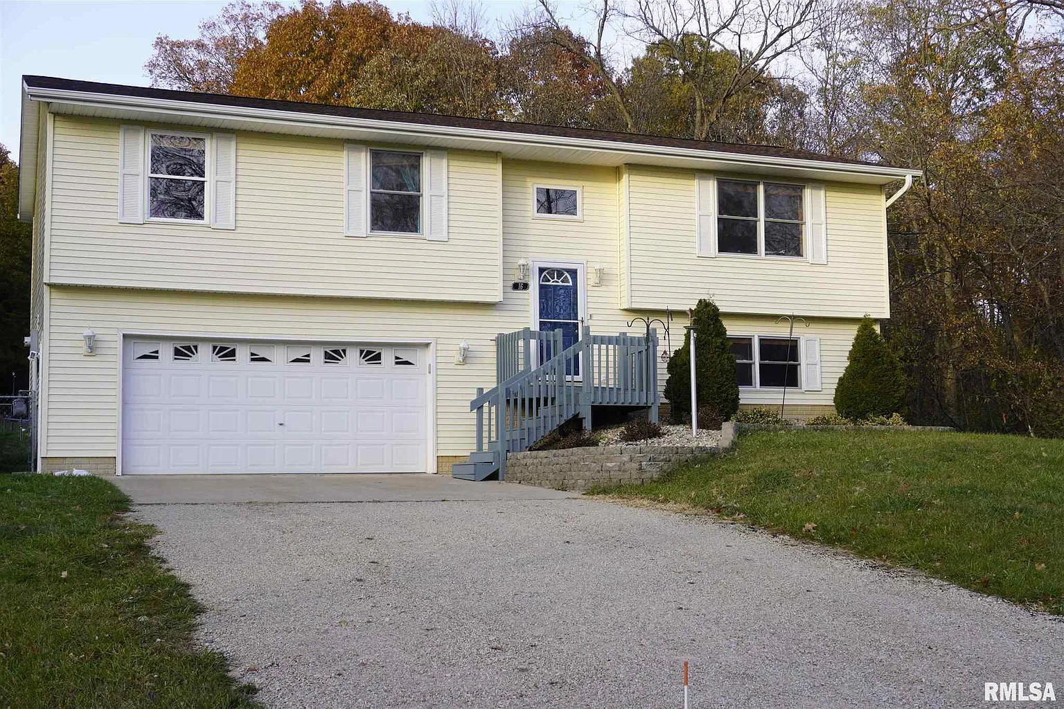 16 Scarborough Dr photo 1