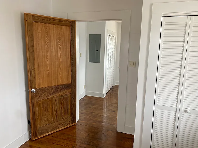 515 Jackson St — Photo 8