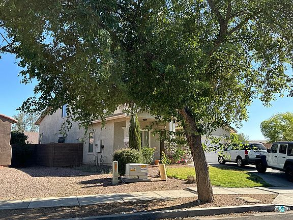 3rd image of 8119 W Miami St