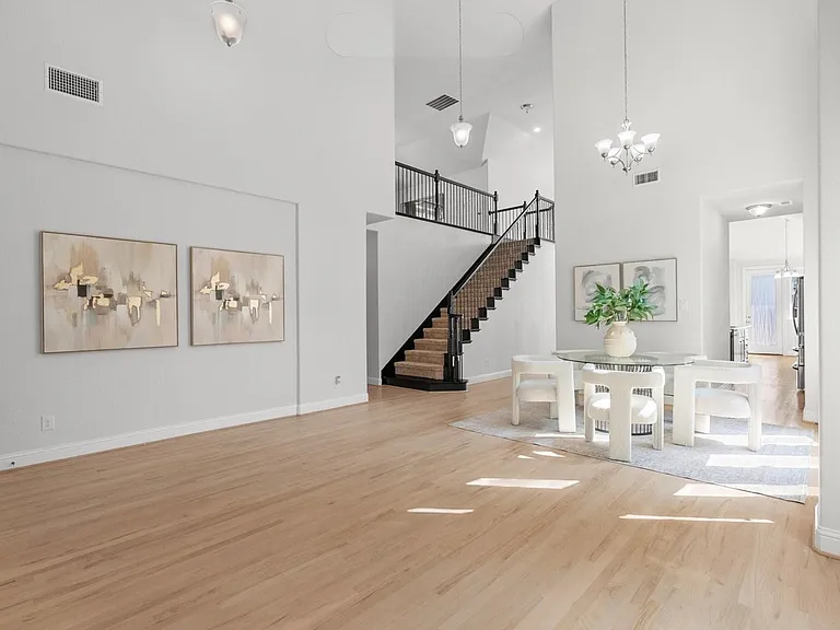 5600 Snowberry Dr — Photo 15