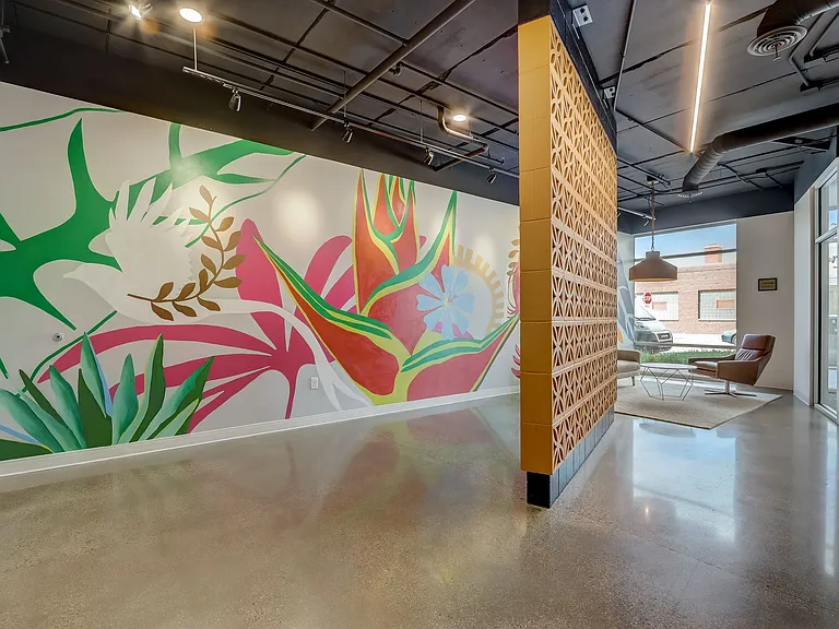 Element Apartments — Photo 4