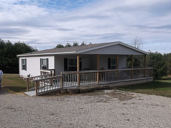 3rd image of 299 Webb Pierce Road