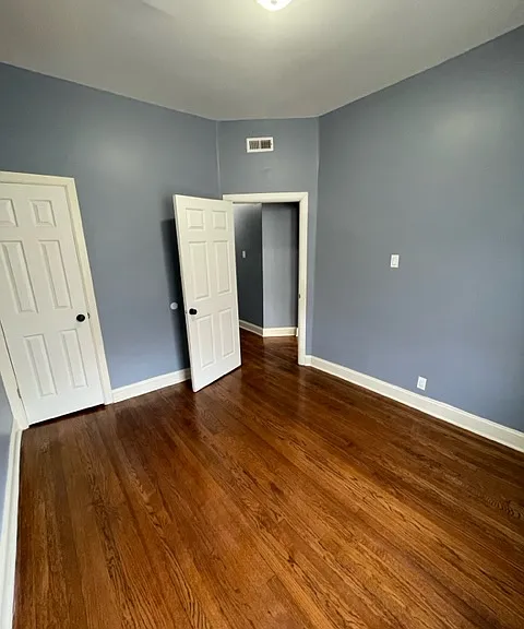 6616 S Wood St #3 — Photo 8