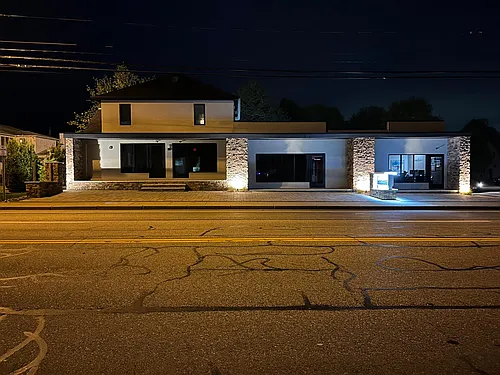 850 Main St #1 Photo 1