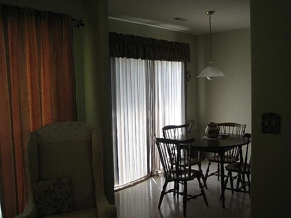 5th image of 722 Covey Ct