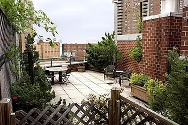 Rented by Tabak Real Estate