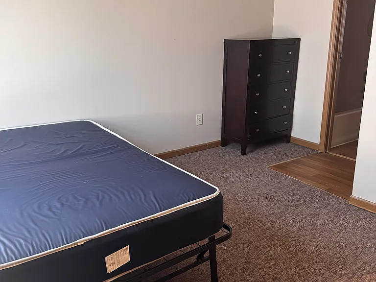 700 N Adelaide St #118 — Photo 12