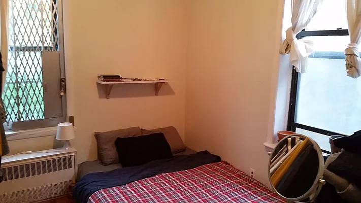 Rented by Signature Property Realty | media 24