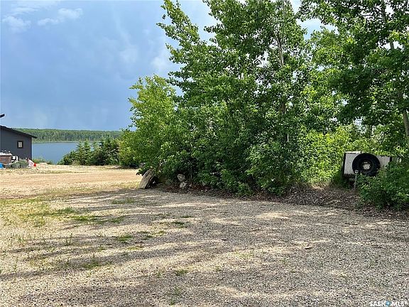 2nd image of 641 Willow Point WAY
