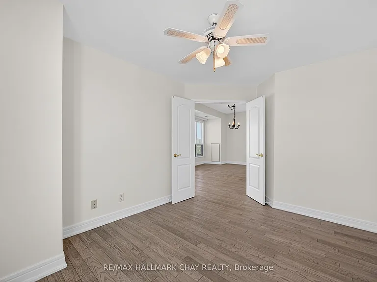 2 Toronto St #1205 — Photo 18