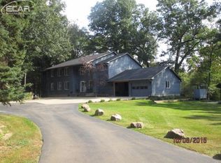 11131 Oakwood Dr, Byron, MI 48418
