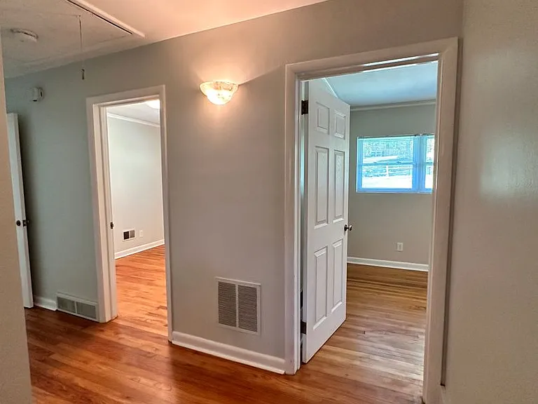 3221 Foxhall Rd — Photo 22