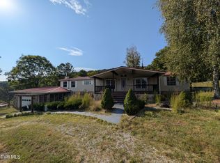8409 Fleming Valley Ln, Pound, VA 24279
