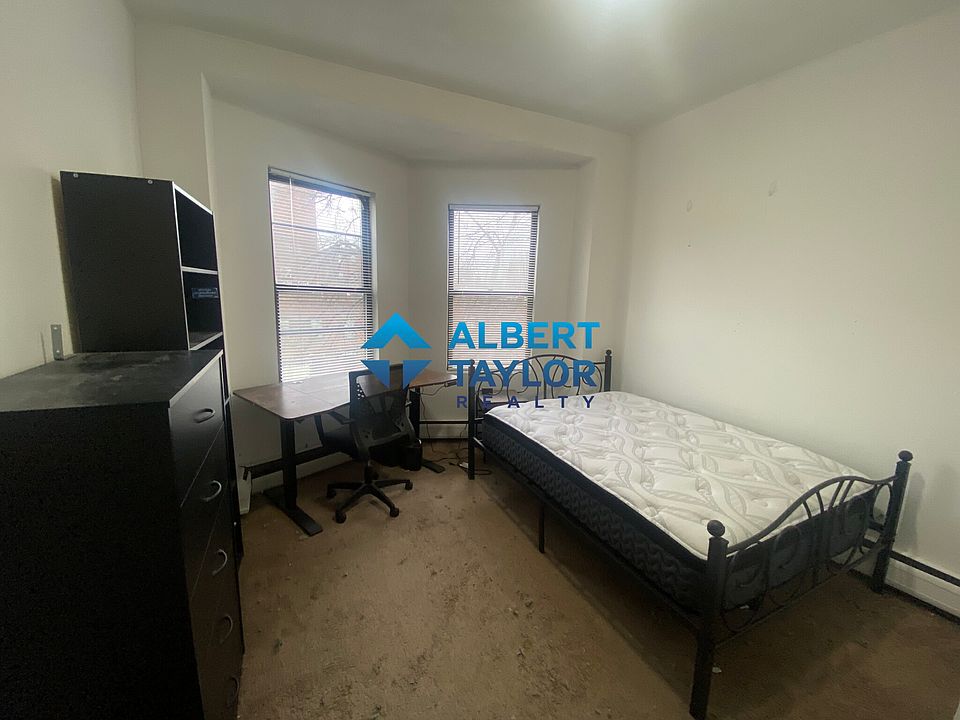 Bedroom #1