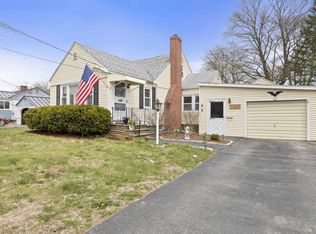 132 Rogers Rd, Kittery, ME 03904