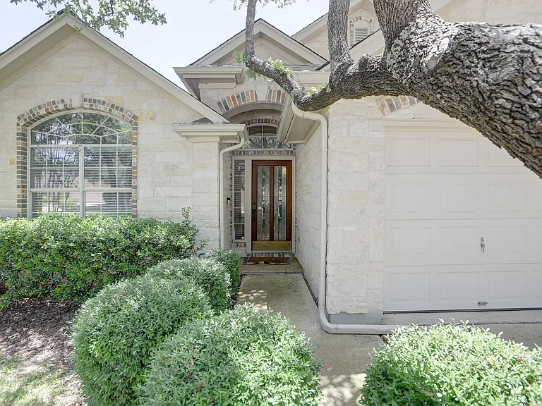 4117 Gazley Ln — Photo 48